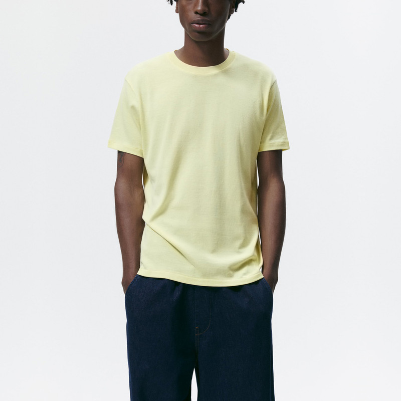 تی شرت آستین کوتاه مردانه مدل YE31-400