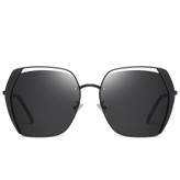 عینک آفتابی پروانه ای زنانه مدل P2205T1-1 Polarized Obsidian