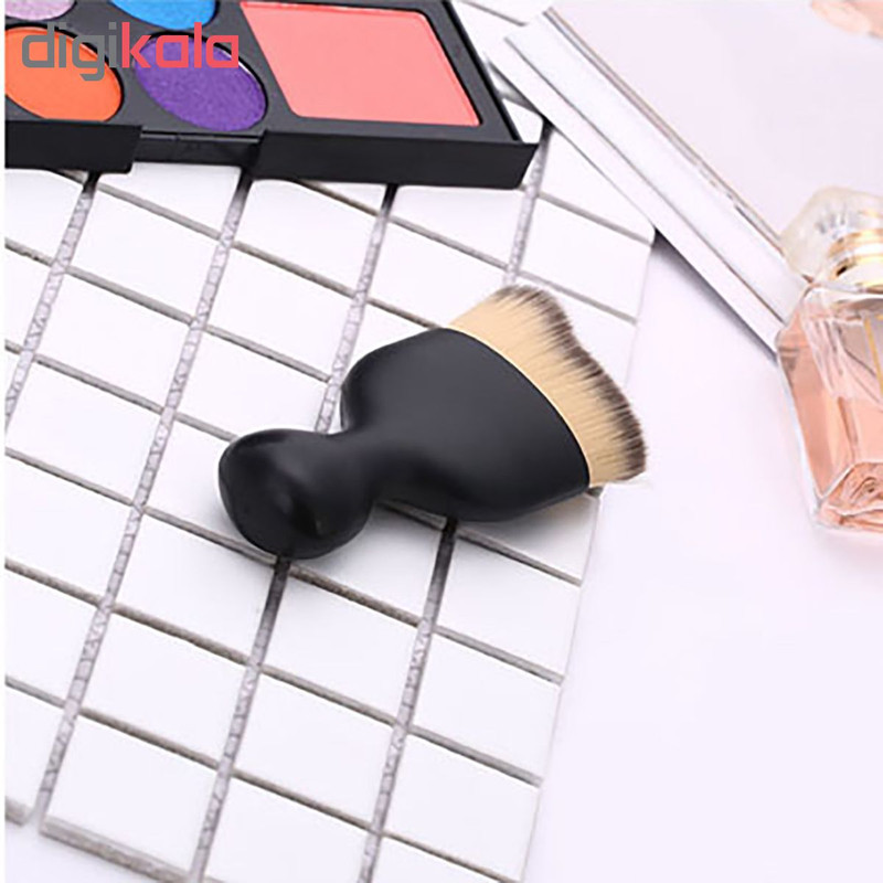 برس آرایشی مدل B55