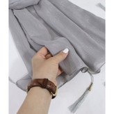 شال زنانه مدل حریر کریشه ساده کد ana-2269