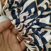 رو بالشی مدل ساتن ابریشم سایز 50*70 سانتی متر به همراه کلاه خواب و چشم بند و کش مو