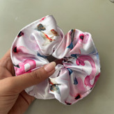 رو بالشی مدل ساتن ابریشم طرح فلامینگو سایز 50*70 سانتی متر به همراه کش مو